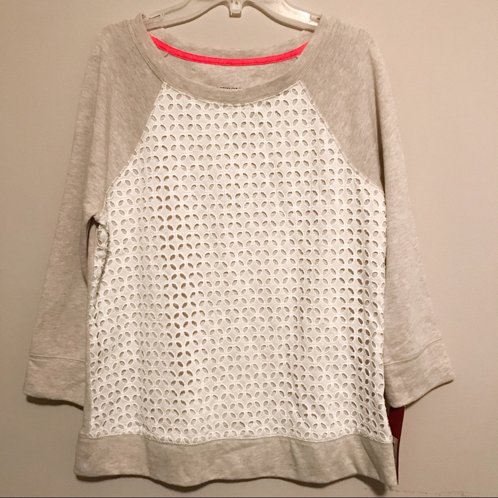 3 for $15 NWT Merona Oatmeal White Sweatshirt